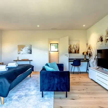 Prestige Avec Piscine Et Sa Vue Au Calme Grimaud