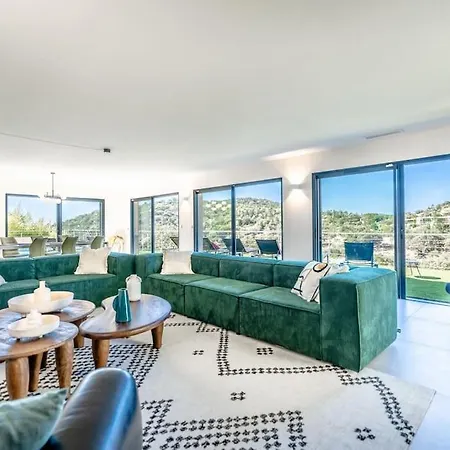 Prestige Avec Piscine Et Sa Vue Au Calme Villa Grimaud