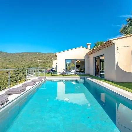 Prestige Avec Piscine Et Sa Vue Au Calme Villa Grimaud