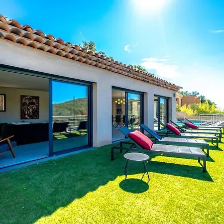 Prestige Avec Piscine Et Sa Vue Au Calme