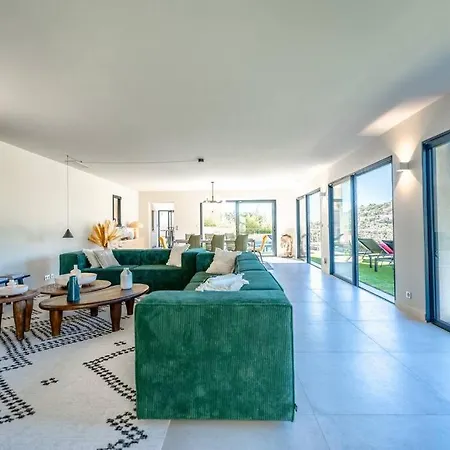 Villa Prestige Avec Piscine Et Sa Vue Au Calme Grimaud