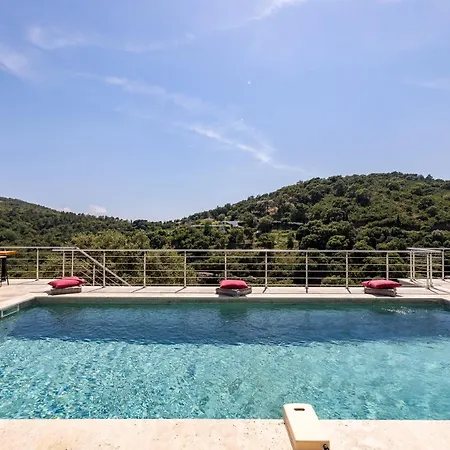Prestige Avec Piscine Et Sa Vue Au Calme Villa *
