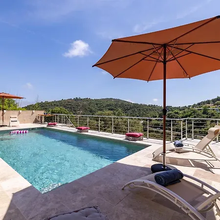 Prestige Avec Piscine Et Sa Vue Au Calme * Grimaud