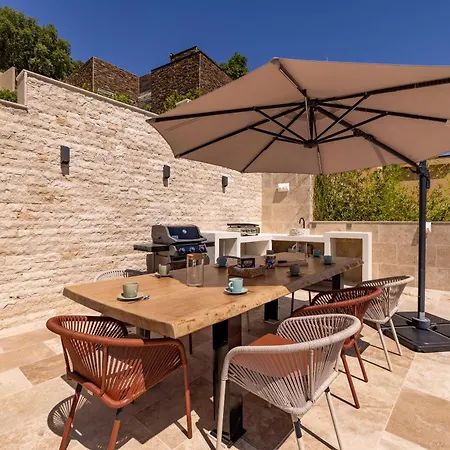 Prestige Avec Piscine Et Sa Vue Au Calme Villa *