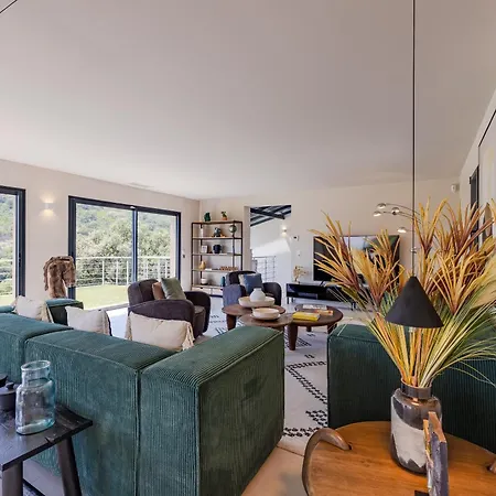 Prestige Avec Piscine Et Sa Vue Au Calme * Grimaud
