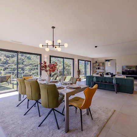 Prestige Avec Piscine Et Sa Vue Au Calme Grimaud