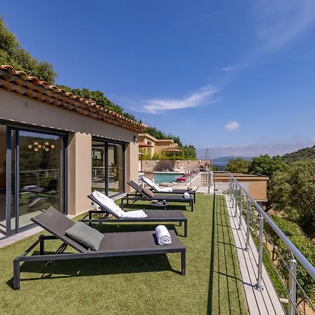 Villa Prestige Avec Piscine Et Sa Vue Au Calme Grimaud